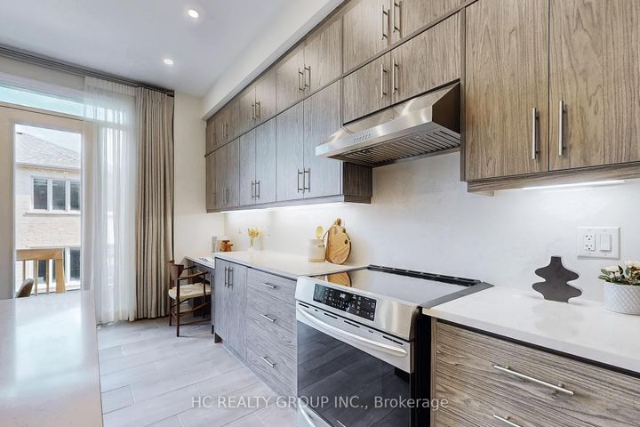 Photo 15 at 285 Beaverbrae Drive, Victoria Square, Markham