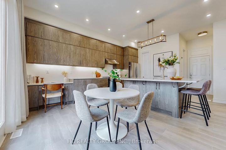 Photo 18 at 285 Beaverbrae Drive, Victoria Square, Markham