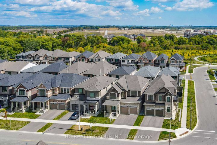 Photo 46 at 285 Beaverbrae Drive, Victoria Square, Markham