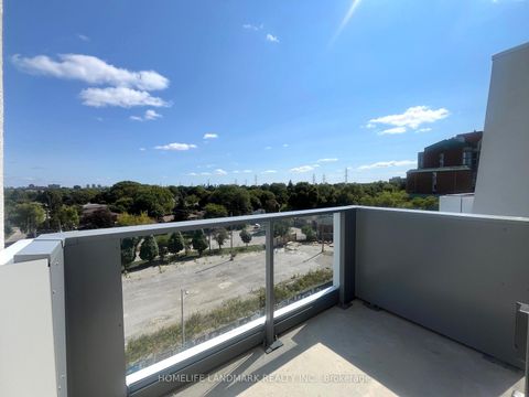 Photo 14 at N632 - 7 Golden Lion Heights, Newtonbrook East, Toronto