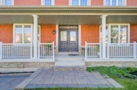 Photo 9 at 2 London Pride Drive, Jefferson, Richmond Hill