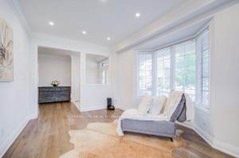 Photo 13 at 2 London Pride Drive, Jefferson, Richmond Hill