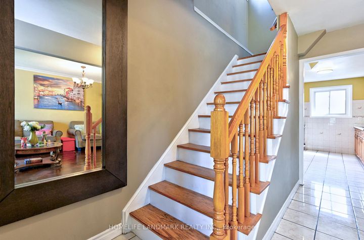 Photo 13 at 67 Crawford Drive, Madoc, Brampton