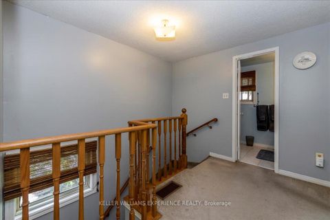Photo 10 at 15 Shadowood Road, Ardagh, Barrie