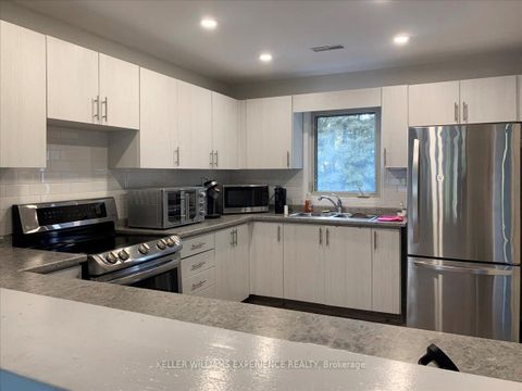 Photo 27 at 15 Shadowood Road, Ardagh, Barrie