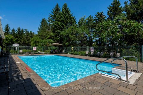 Photo 29 at 15 Shadowood Road, Ardagh, Barrie