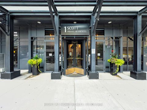Photo 2 at 806 - 1 Scott Street, Waterfront Communities C8, Toronto