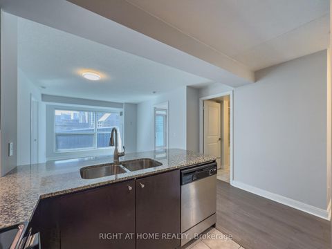 Photo 4 at 806 - 1 Scott Street, Waterfront Communities C8, Toronto