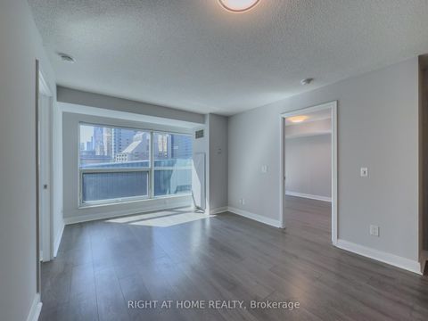 Photo 9 at 806 - 1 Scott Street, Waterfront Communities C8, Toronto