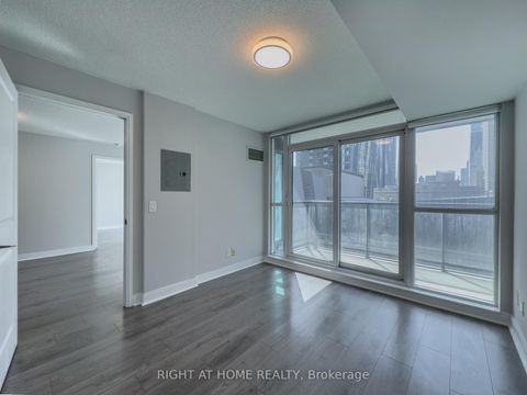 Photo 14 at 806 - 1 Scott Street, Waterfront Communities C8, Toronto