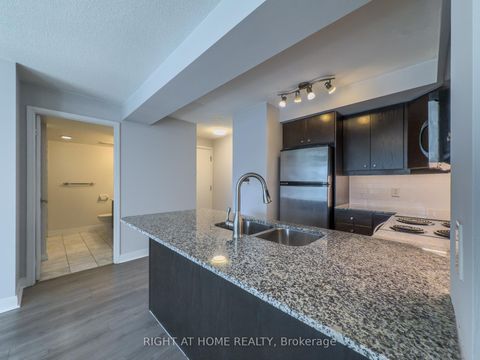 Photo 23 at 806 - 1 Scott Street, Waterfront Communities C8, Toronto