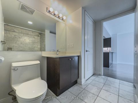 Photo 26 at 806 - 1 Scott Street, Waterfront Communities C8, Toronto