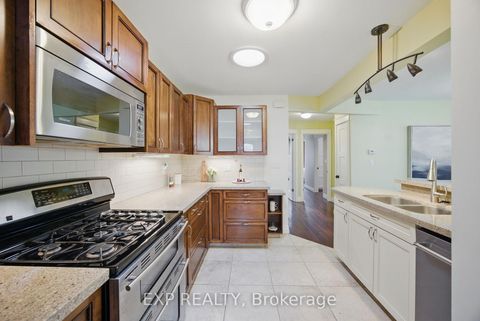 Photo 11 at 55 Don Valley Drive, Broadview North, Toronto