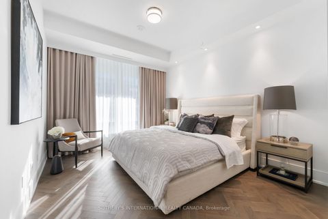 Photo 13 at 1105 - 455 Wellington Street W, Waterfront Communities C1, Toronto Photo 13 at 1105 - 455 Wellington Street W, Waterfront Communities C1, Toronto