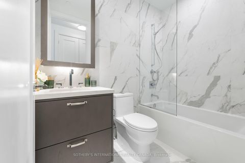 Photo 17 at 1105 - 455 Wellington Street W, Waterfront Communities C1, Toronto