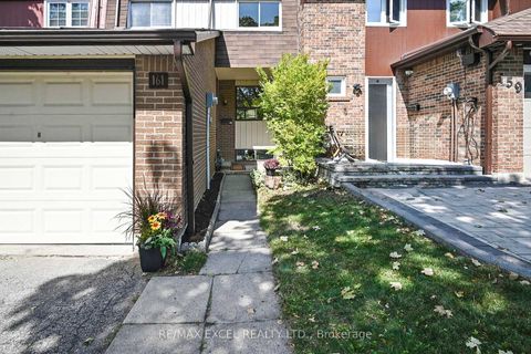 Photo 2 at 161 Carolbreen Square, Agincourt North, Toronto