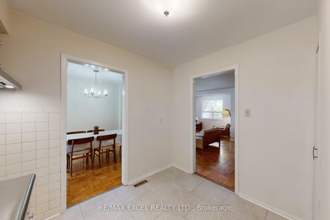 Photo 13 at 161 Carolbreen Square, Agincourt North, Toronto