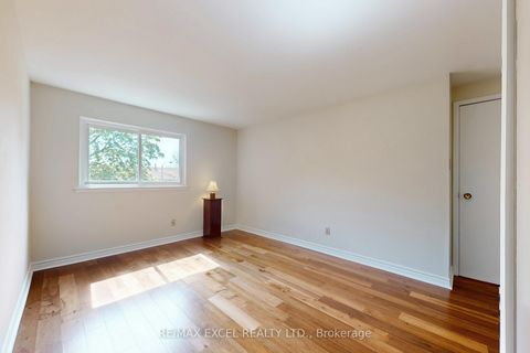 Photo 29 at 161 Carolbreen Square, Agincourt North, Toronto