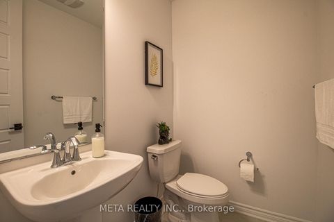 Photo 14 at 1359 William Halton Parkway, NW Northwest, Oakville