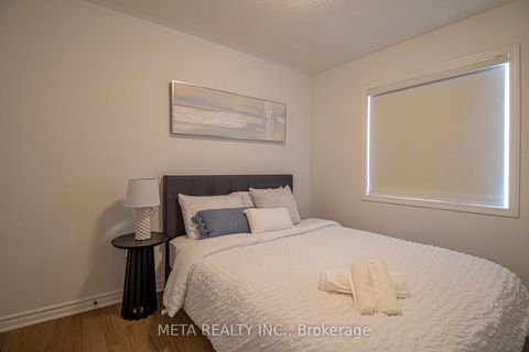 Photo 31 at 1359 William Halton Parkway, NW Northwest, Oakville