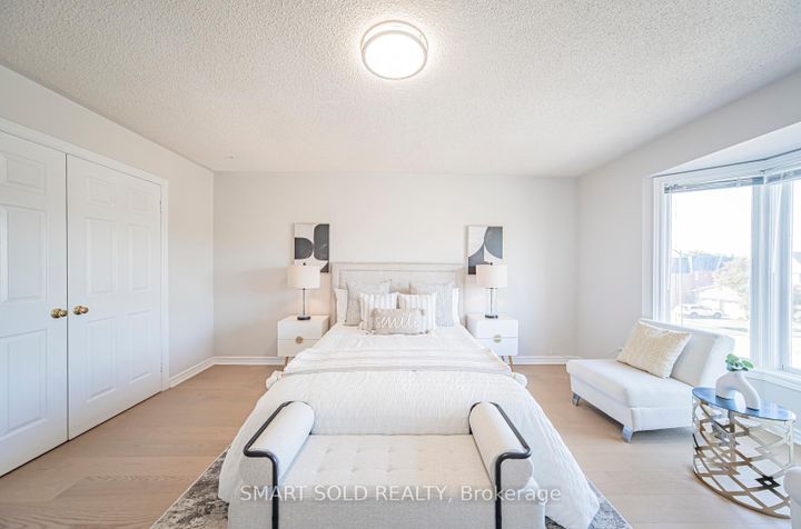 Photo 27 at 5685 Bell Harbour Drive, Central Erin Mills, Mississauga