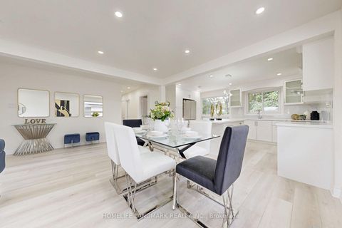 Photo 11 at 17 Oldborough Circle, Don Valley Village, Toronto