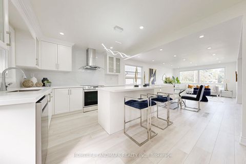 Photo 15 at 17 Oldborough Circle, Don Valley Village, Toronto