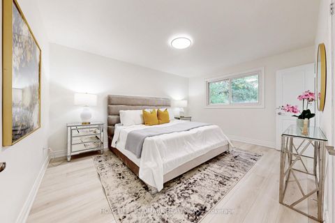 Photo 24 at 17 Oldborough Circle, Don Valley Village, Toronto