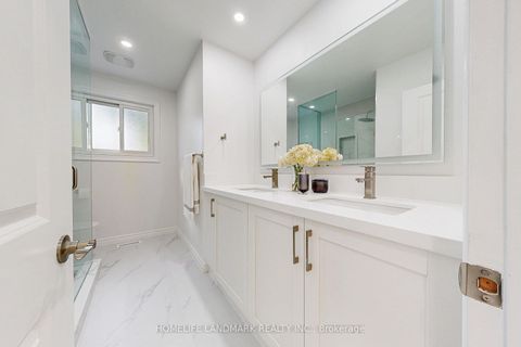 Photo 27 at 17 Oldborough Circle, Don Valley Village, Toronto