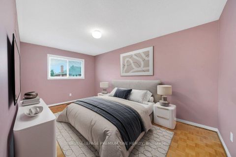 Photo 13 at 67 Embassy Drive, East Woodbridge, Vaughan