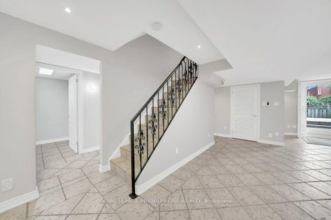 Photo 16 at 67 Embassy Drive, East Woodbridge, Vaughan