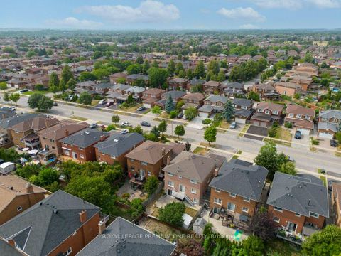 Photo 26 at 67 Embassy Drive, East Woodbridge, Vaughan