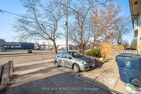 Photo 3 at 29 Brookmere Road, Kipling, Toronto