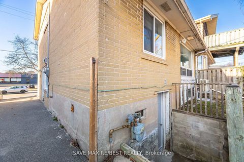 Photo 35 at 29 Brookmere Road, Kipling, Toronto