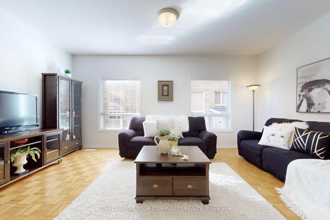 Photo 4 at 15 Marrone Street, Vellore Village, Vaughan