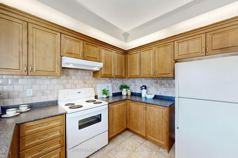 Photo 7 at 15 Marrone Street, Vellore Village, Vaughan