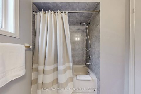 Photo 28 at 15 Marrone Street, Vellore Village, Vaughan