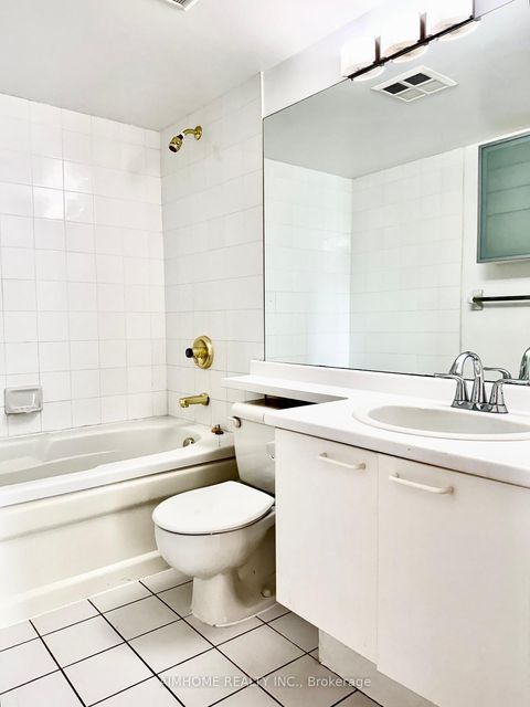 Photo 14 at 708 - 28 Hollywood Avenue, Willowdale East, Toronto