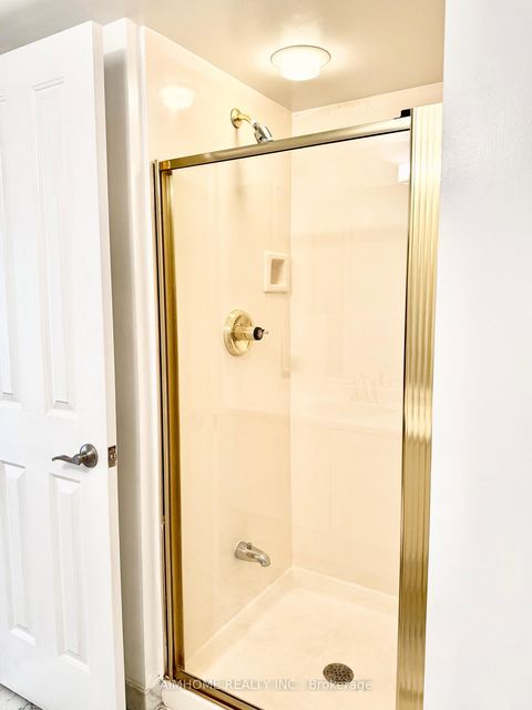 Photo 16 at 708 - 28 Hollywood Avenue, Willowdale East, Toronto