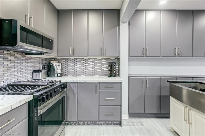 Photo 9 at 17 - 30 Heslop Road, BM Bronte Meadows, Milton