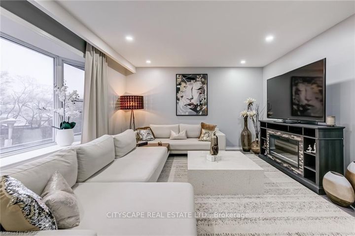 Photo 12 at 17 - 30 Heslop Road, BM Bronte Meadows, Milton