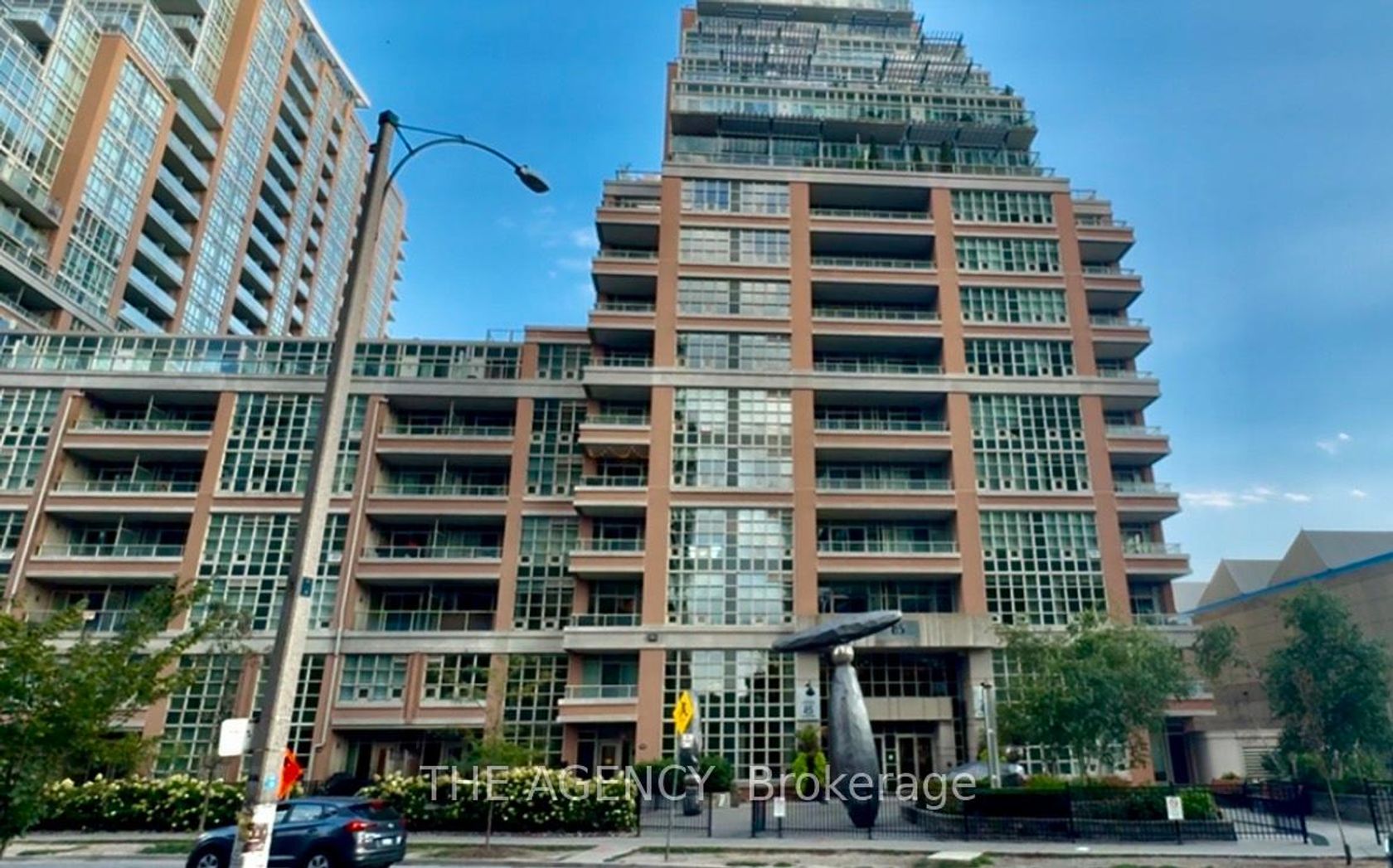 1906 - 85 E Liberty Street, Niagara, Toronto 