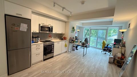 Photo 9 at 301 - 1630 Queen Street E, The Beaches, Toronto