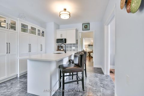 Photo 15 at 5872 Yonge Street, Churchill, Innisfil Photo 15 at 5872 Yonge Street, Churchill, Innisfil