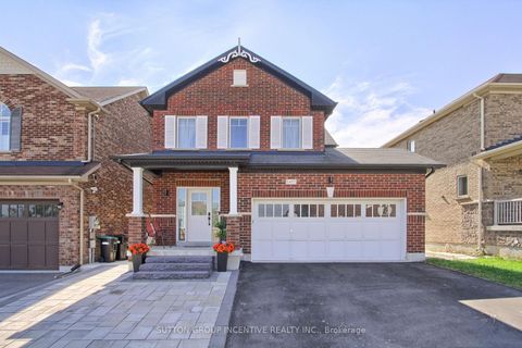 Photo 1 at 1457 Lormel Gate Avenue, Lefroy, Innisfil
