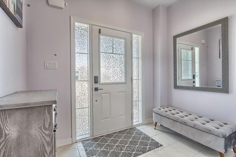 Photo 2 at 1457 Lormel Gate Avenue, Lefroy, Innisfil