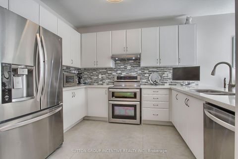 Photo 11 at 1457 Lormel Gate Avenue, Lefroy, Innisfil Photo 11 at 1457 Lormel Gate Avenue, Lefroy, Innisfil