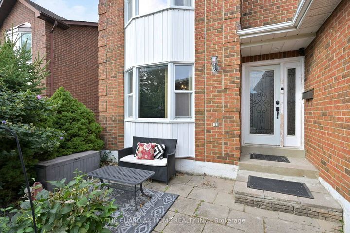 Photo 1 at 622 Aspen Road, Amberlea, Pickering
