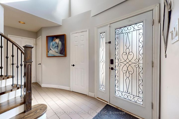Photo 2 at 622 Aspen Road, Amberlea, Pickering