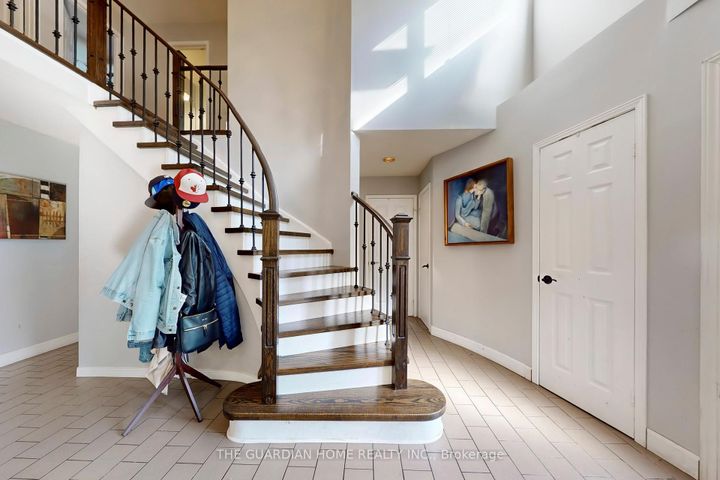 Photo 3 at 622 Aspen Road, Amberlea, Pickering